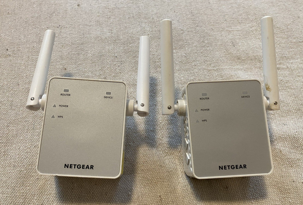 Set of 2 Netgear AC750 WiFi Range Extender Wall Plug Signal Booster Model EX3700